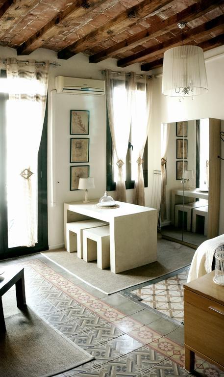 Lempika Apartment Barcelona Room photo